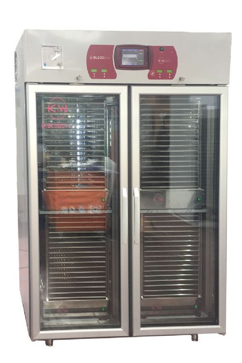 Platelet incubator and agitators
